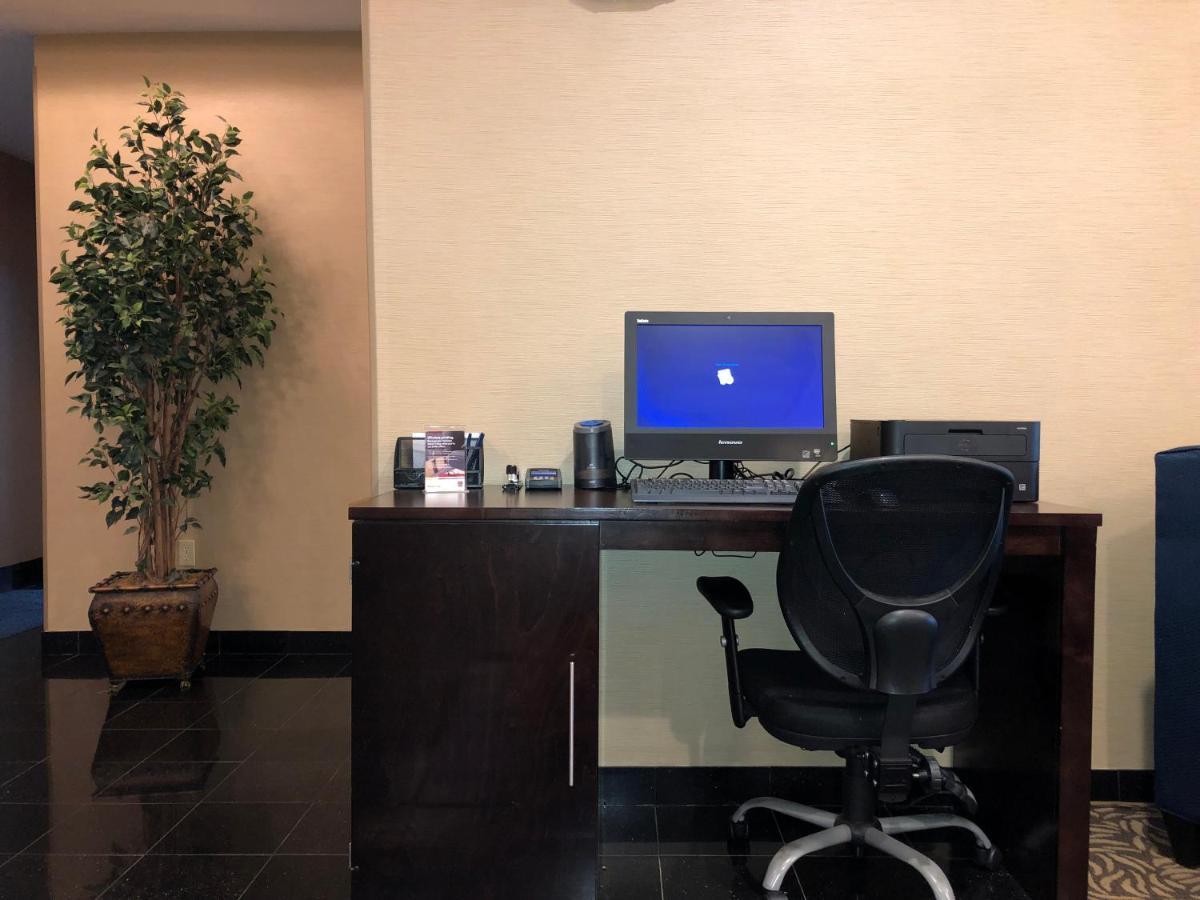 Tapa Hotel, Inn & Suites Mahwah Kültér fotó