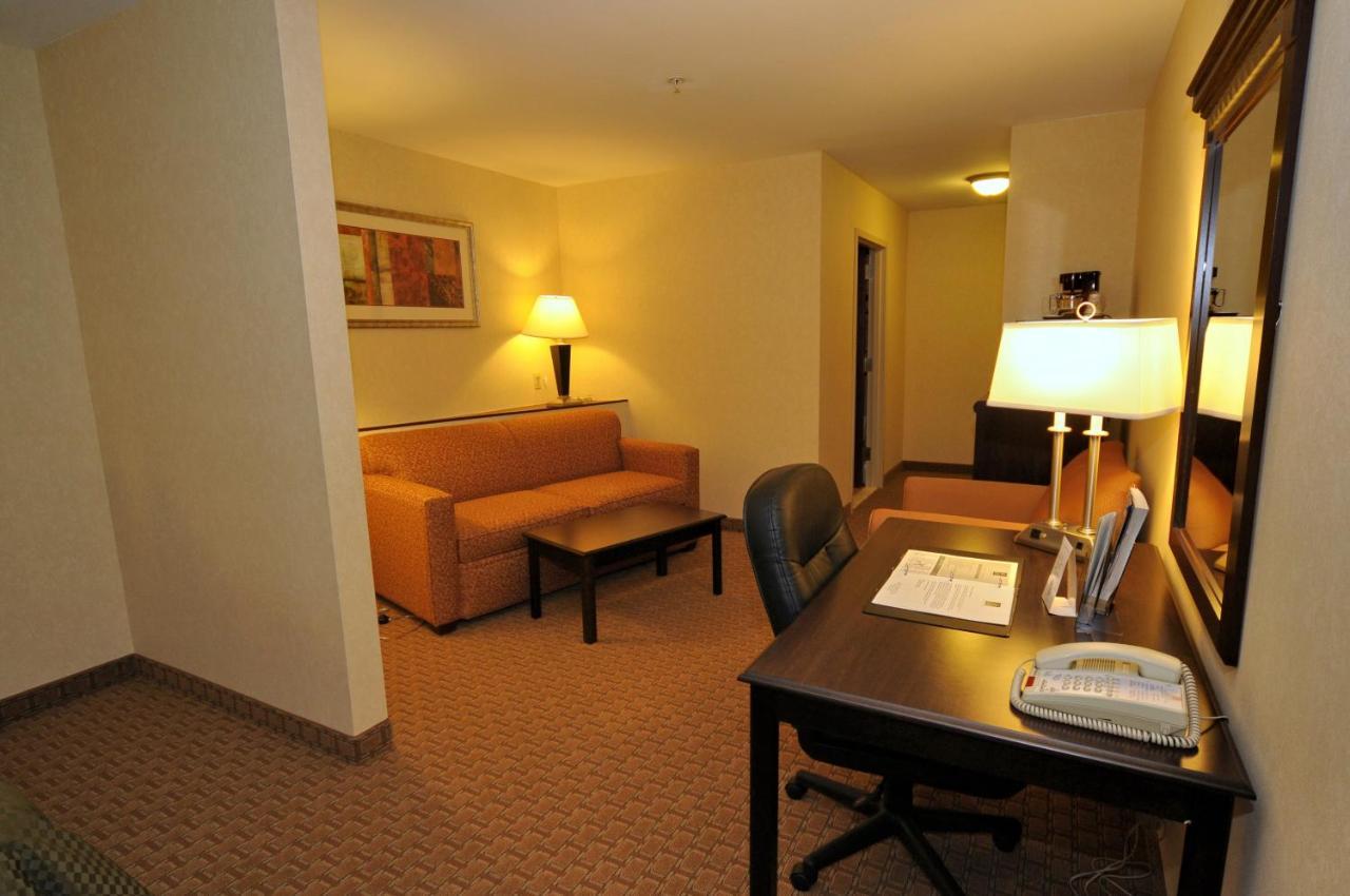 Tapa Hotel, Inn & Suites Mahwah Kültér fotó