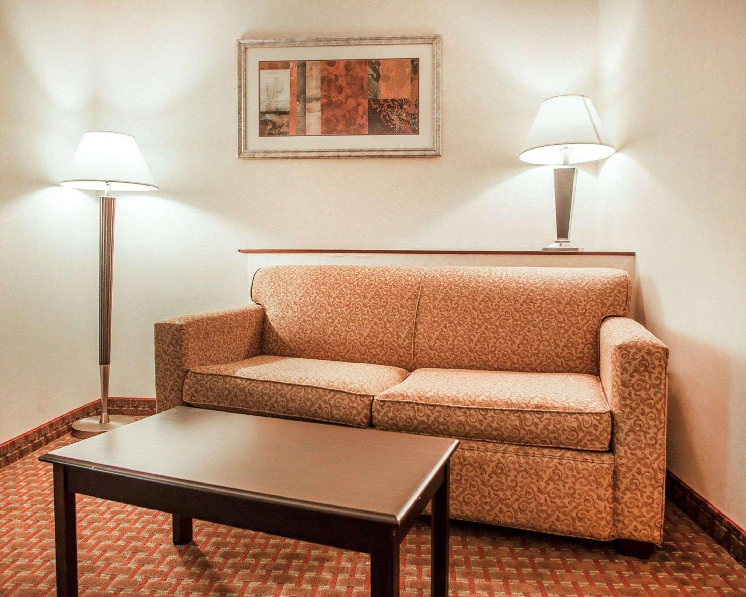 Tapa Hotel, Inn & Suites Mahwah Kültér fotó
