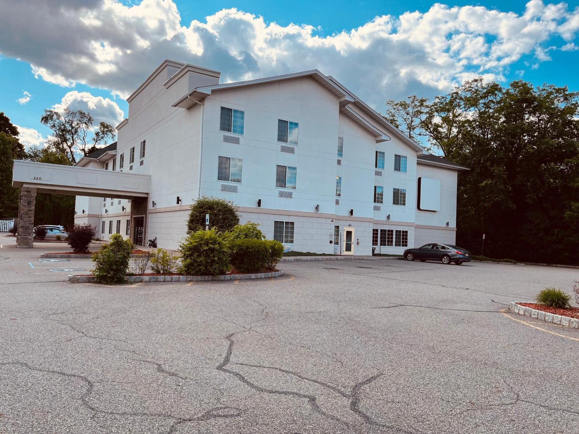 Tapa Hotel, Inn & Suites Mahwah Kültér fotó