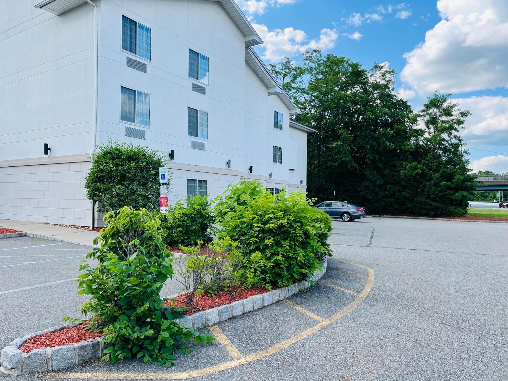 Tapa Hotel, Inn & Suites Mahwah Kültér fotó